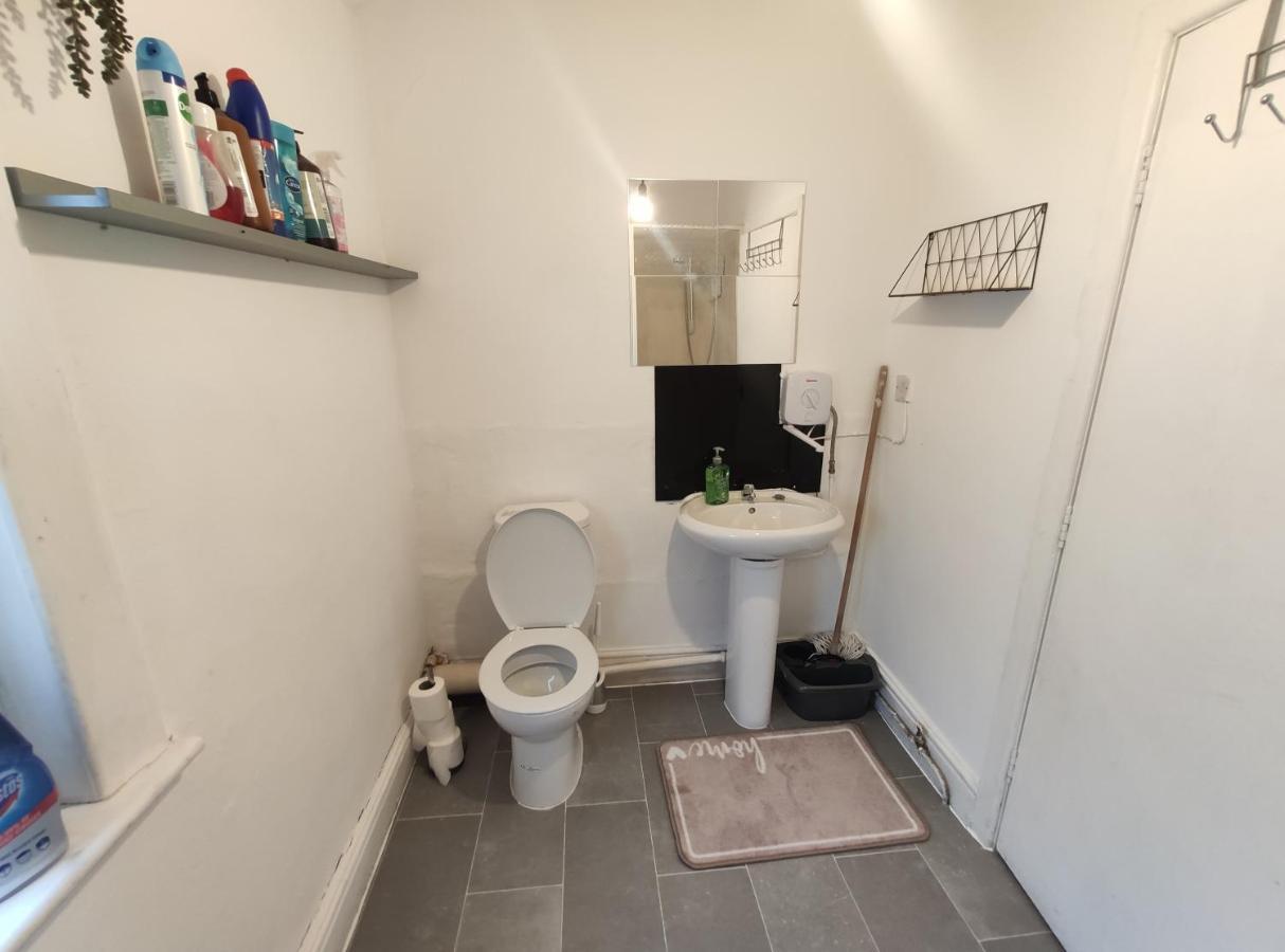 Whitchurch 1 Bedroom Apartment 카디프 외부 사진