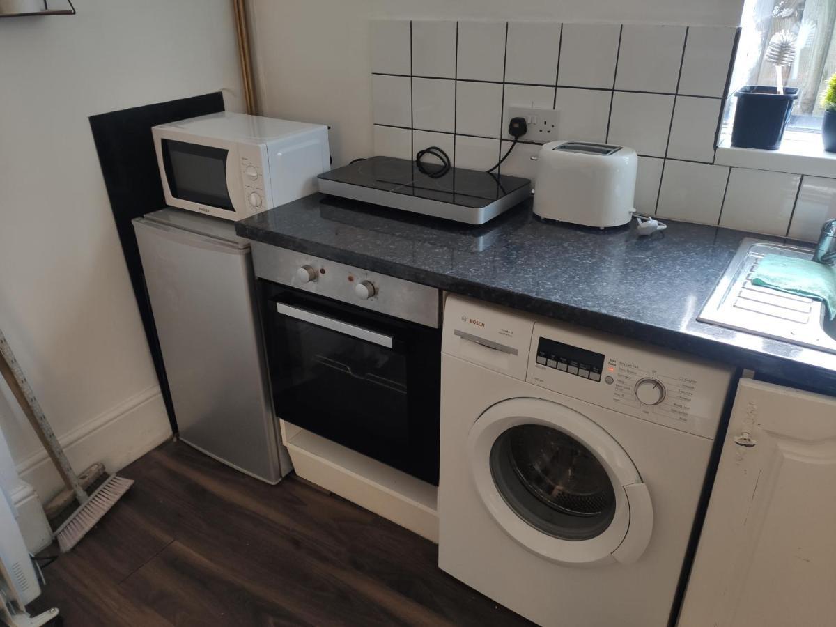 Whitchurch 1 Bedroom Apartment 카디프 외부 사진