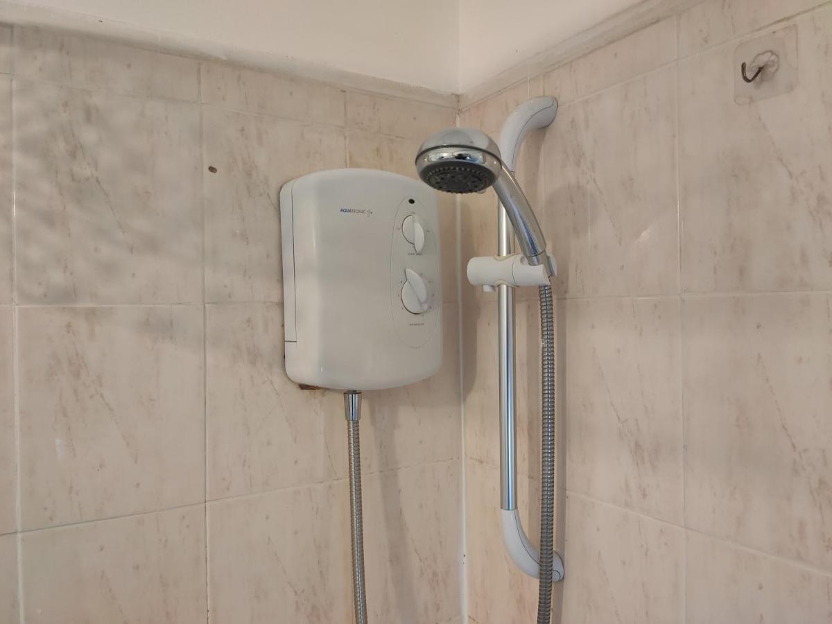 Whitchurch 1 Bedroom Apartment 카디프 외부 사진